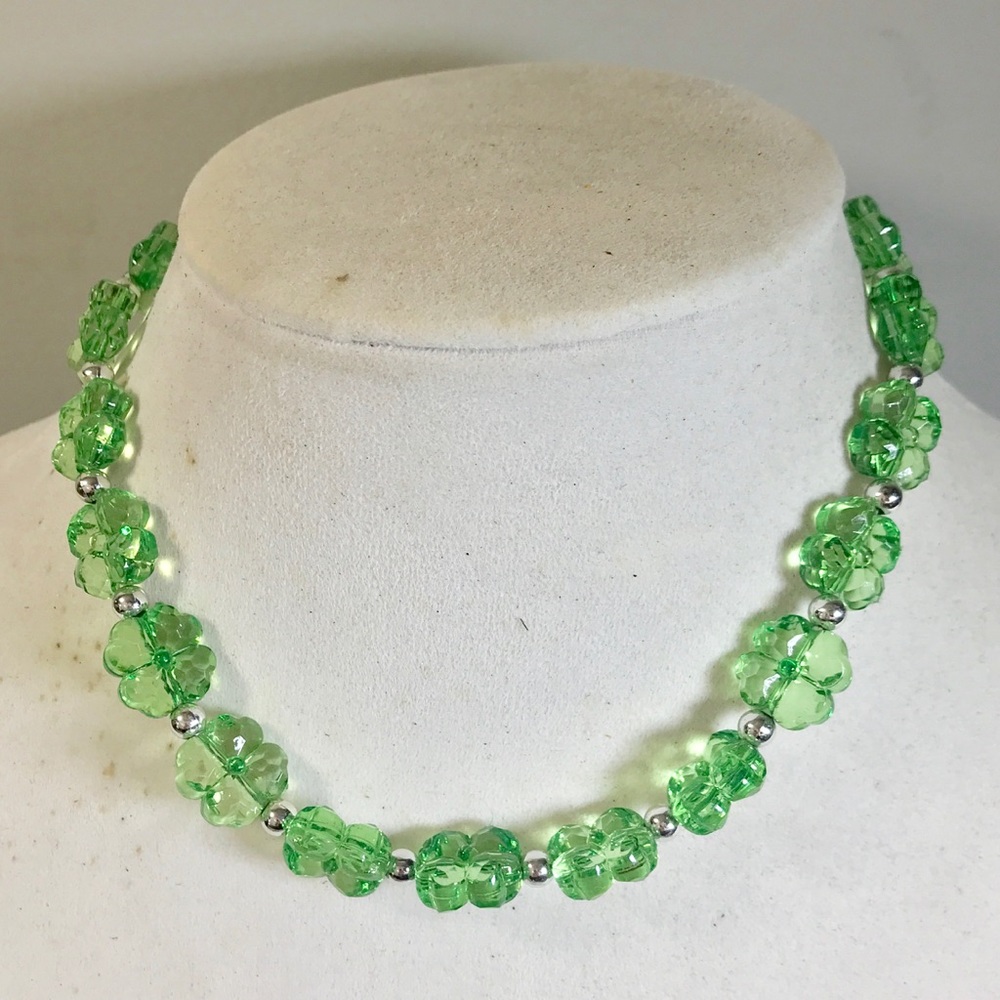 Translucent Green Shamrock Elastic 16” Necklace
